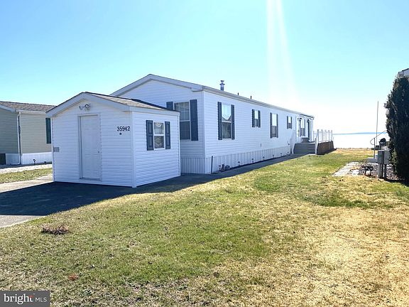 4th image of 35942 Bay Dr