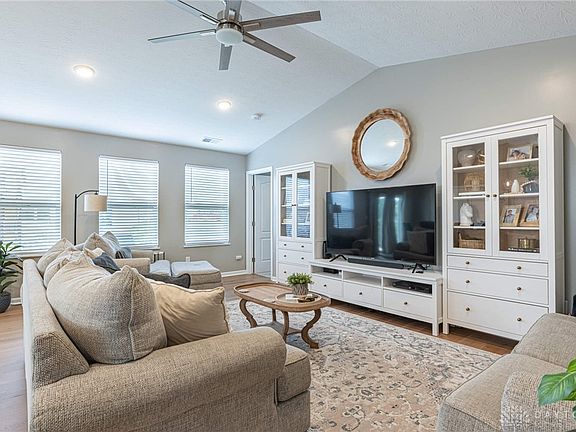 5th image of 1604 Ashbury Ct