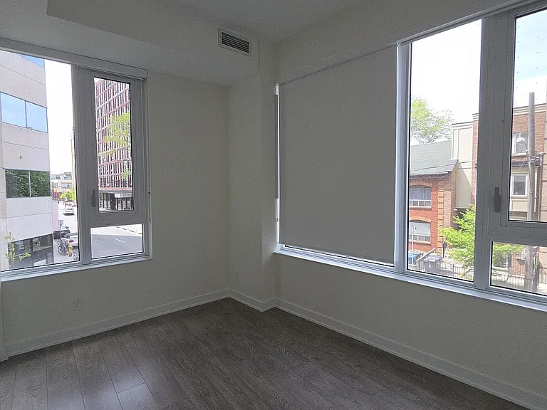 543 Richmond St W #227 — Photo 6