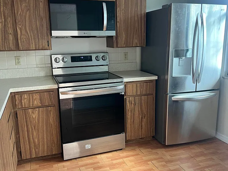 3540 Whitehall Dr #203 — Photo 2