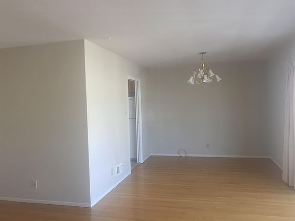 3rd image of 90 Canterbury Ave