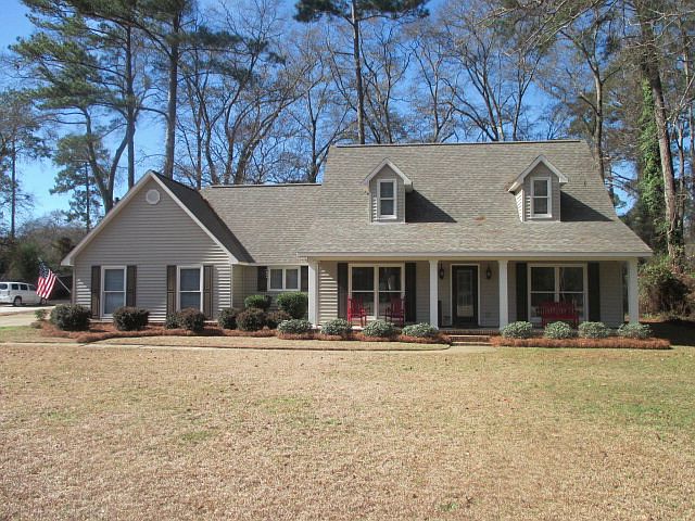 2nd image of 1211 Rampart Dr