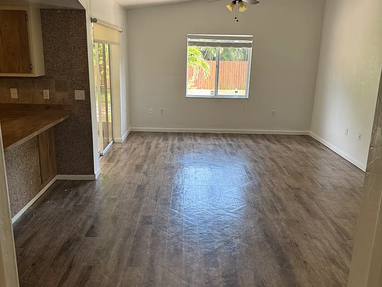 8056 New Jersey Blvd — Photo 6