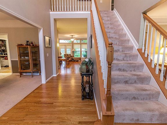3rd image of 3770 Top Flite Ln