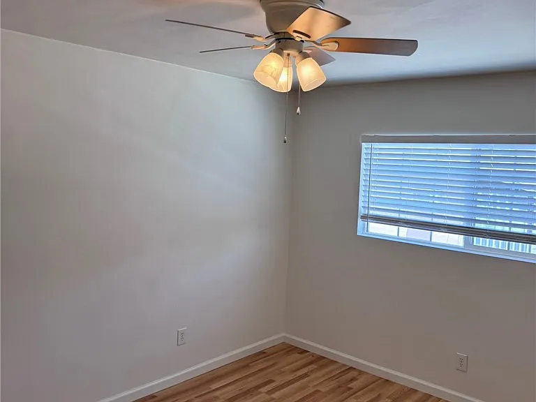 2310 Washington Cir #F — Photo 9