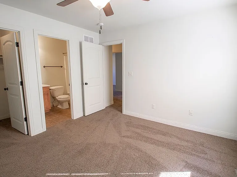 4612 Dehaven Dr — Photo 36