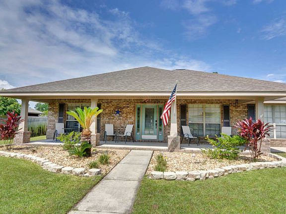 4th image of 1819 Twin Pine Blvd