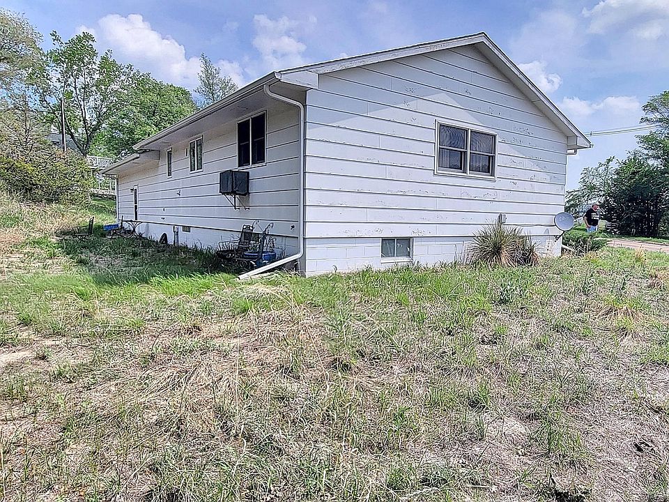 602 N Columbus Ave, Mullen, NE 69152 Zillow