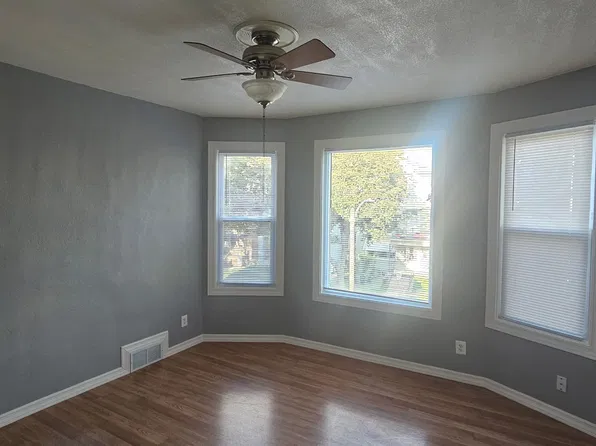 (undisclosed Address), Milwaukee, WI 53215