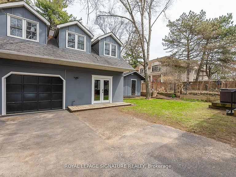 437 Watson Ave — Photo 46
