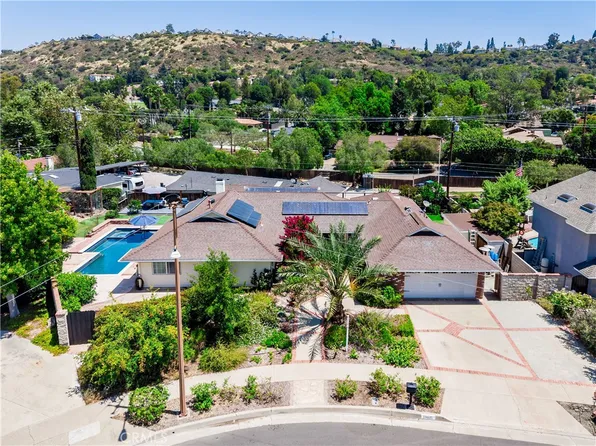 19631 Country Hvn, Santa Ana, CA 92705