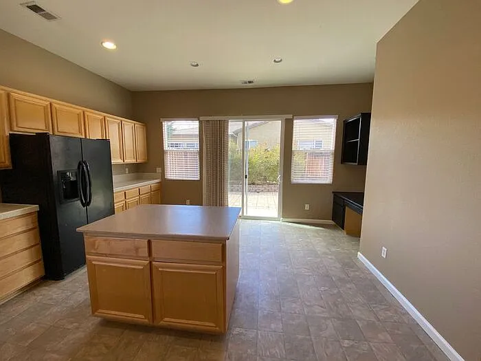 10595 Bliss Ct — Photo 15