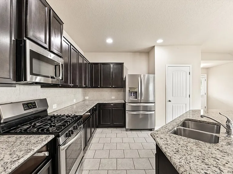 9211 Savoy Sands — Photo 10