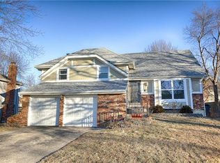 1512 E 153rd St, Olathe, KS 66062