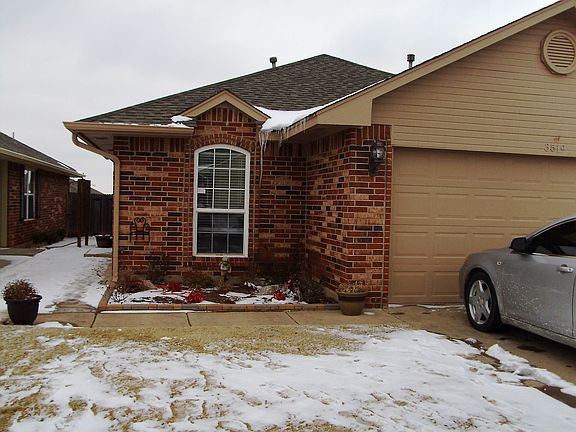 2nd image of 3519 Liberty Dr