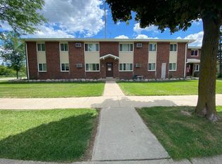 7373 W Green Tree Rd APT 4, Milwaukee, WI 53223