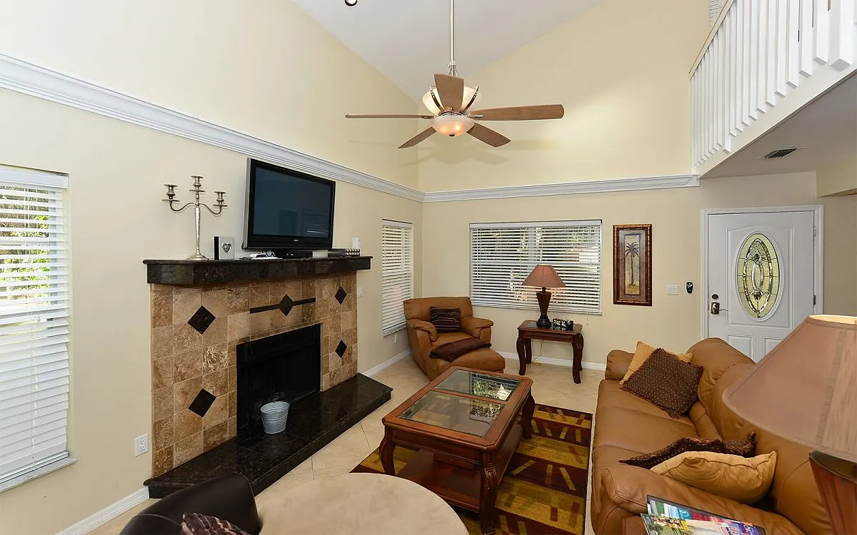 8200 Ibis St — Photo 4