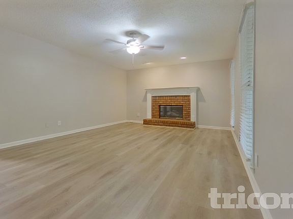 2nd image of 321 Stratford Dr