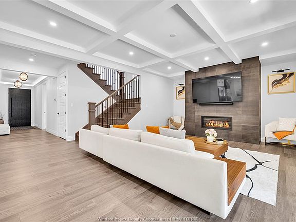 4th image of 256 Xavier Cir