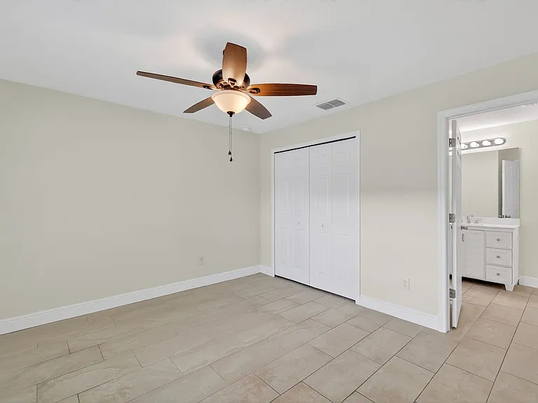 116 Dewitt Ct — Photo 14