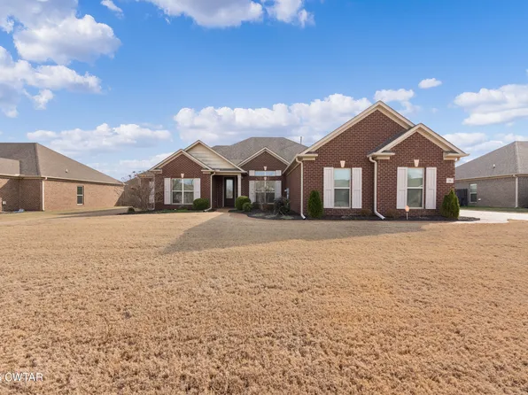 56 Living Waters Dr, Jackson, TN 38305