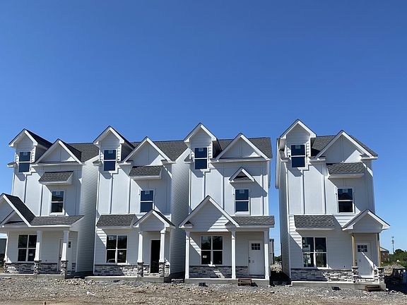4th image of 211 Carlton Ln