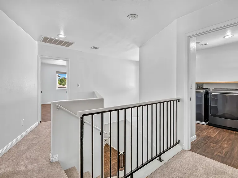 1303 Pecan Tree Ct — Photo 12