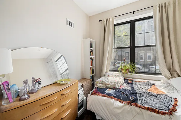 Rented by Brown Harris Stevens | media 4