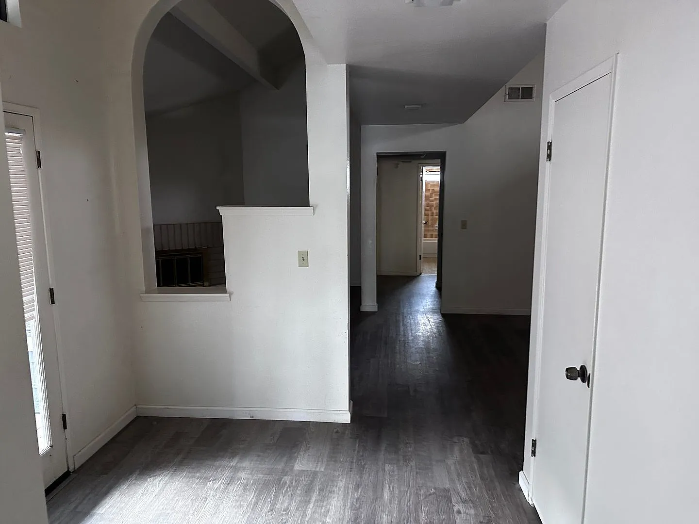 House — Photo 3
