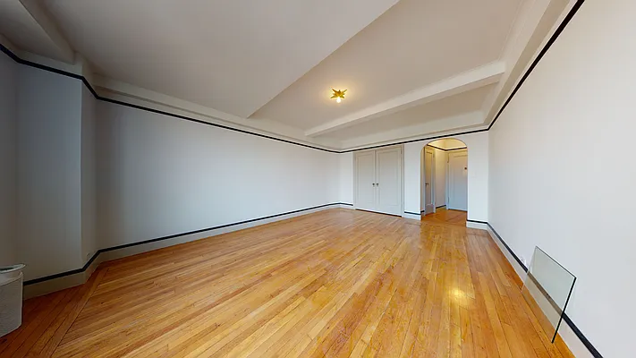 Rented by Bond New York | media 5