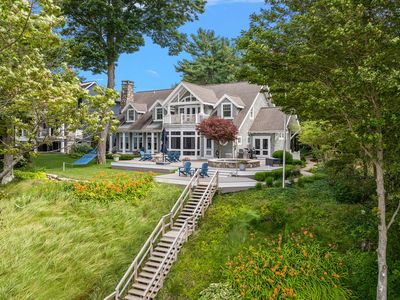 3501 N Lakeshore Dr, Holland, MI, 49424