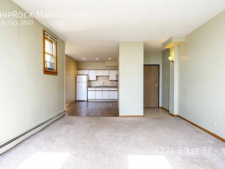 1224 E 1st St #A — Photo 2