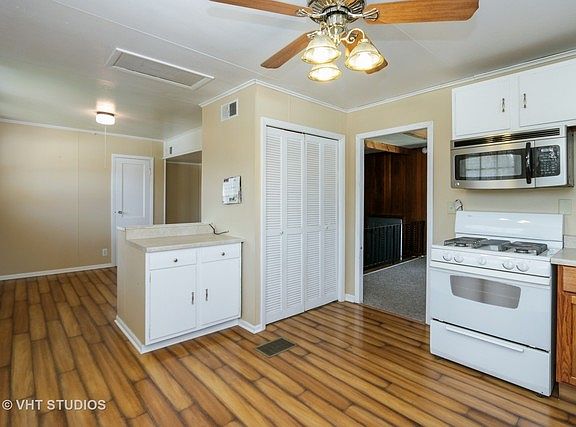 4th image of 18025 W Kewaunee Dr