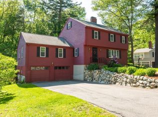 18 Parsonage Ln, Topsfield, MA 01983