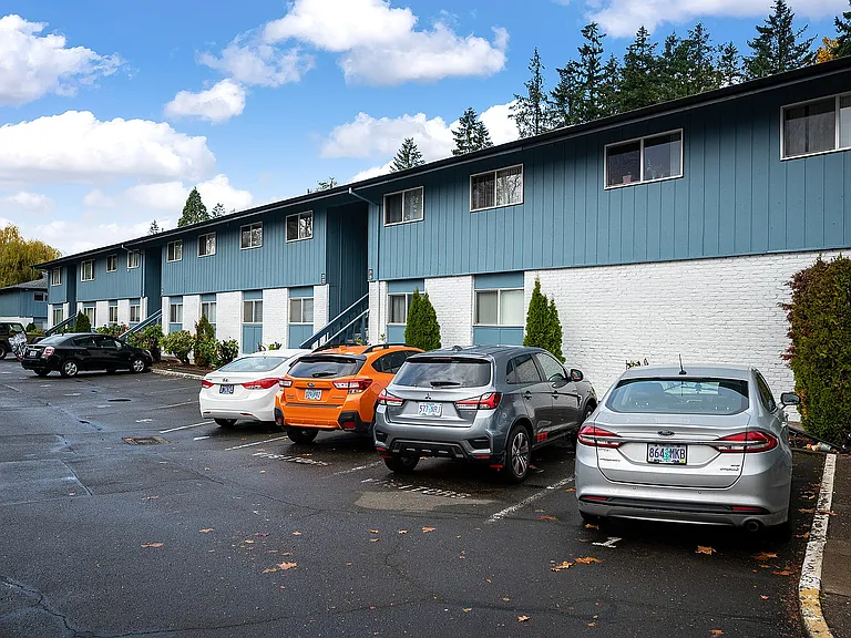 Forty9 Jamieson Apartments — Photo 38
