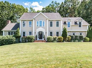 37 Townsend Woods Rd, Hanover, MA 02339