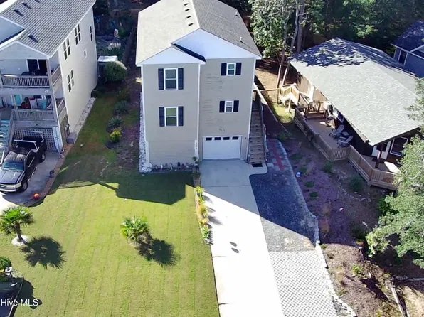 221 Sir Chandler Drive, Kill Devil Hills, NC 27948