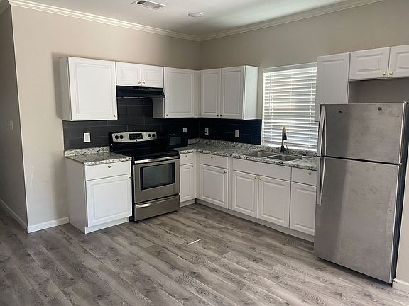 4th image of 8131-33 Skysail Ave #C7b641856