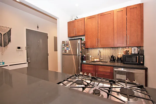 Rented by R New York | media 5
