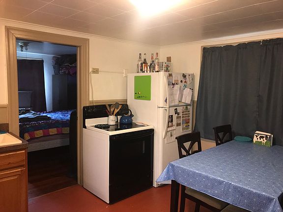 4th image of 211 Palmer St #3