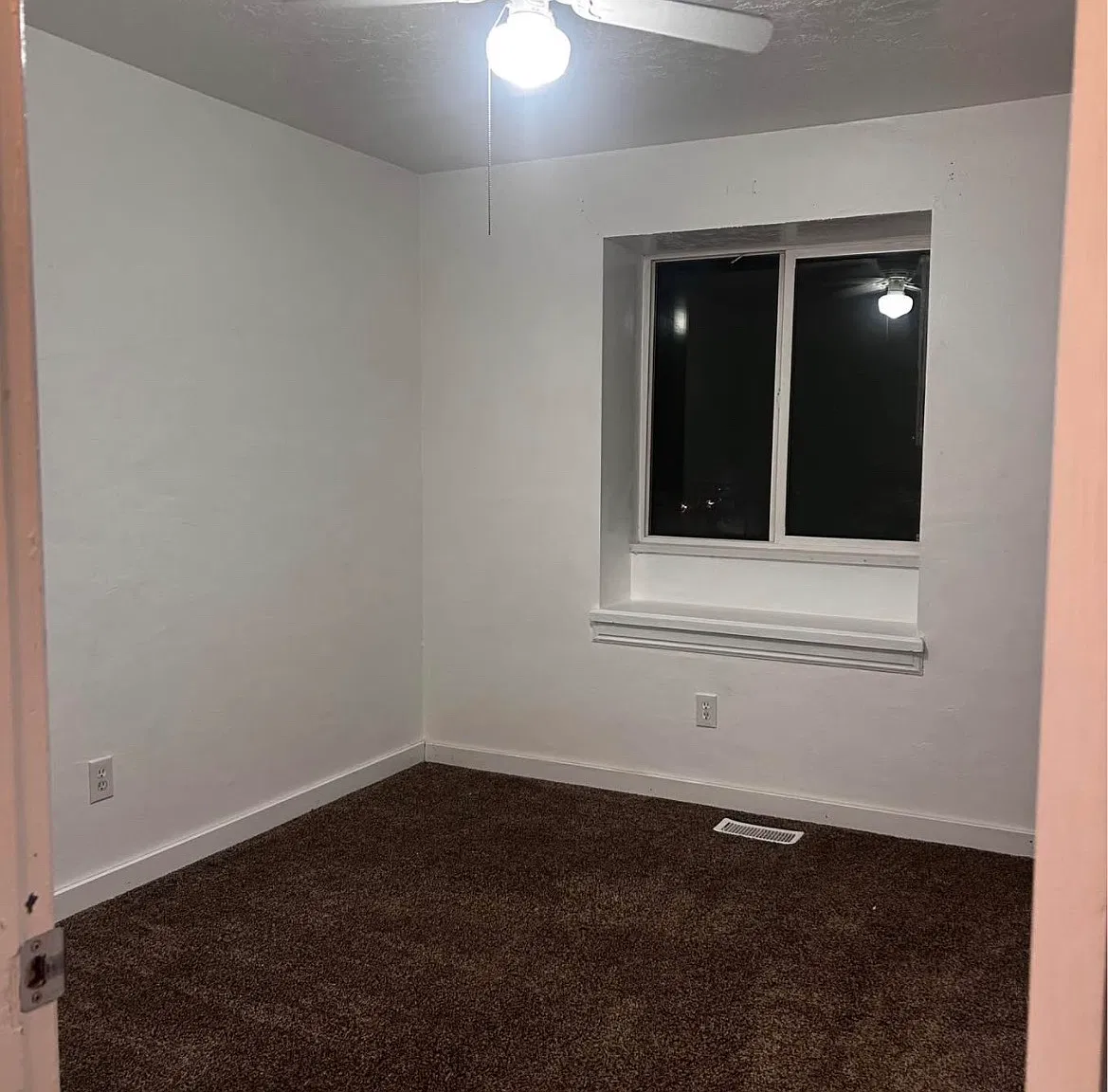5 bed, 2024 sqft, $700 — Photo 3
