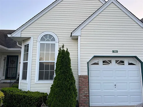 703 Constance Ln Photo 1