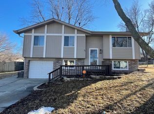 14009 Jennifer Rd, Omaha, NE 68138