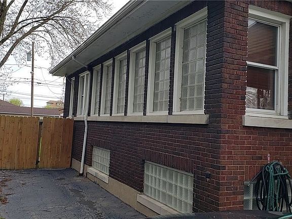 2nd image of 162 57th St