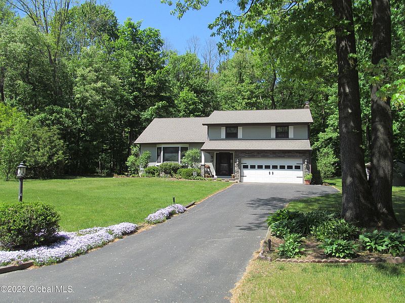 2nd image of 29 Northwood Drive
