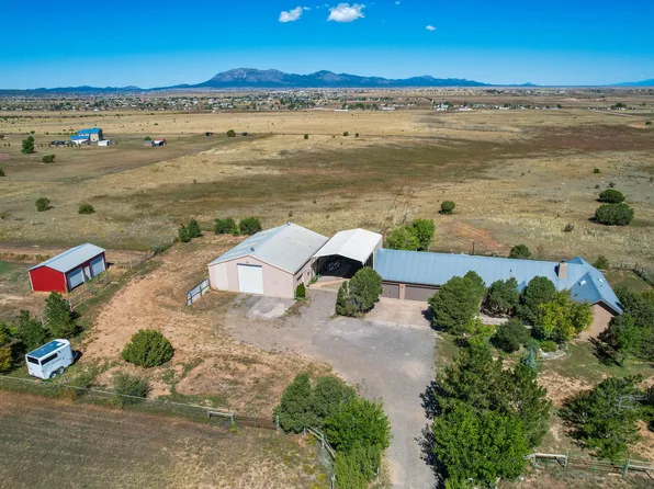 17 Prairiewind Trl, Edgewood, NM 87015