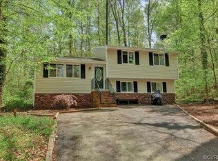 13201 Gate Post Ct, Midlothian, VA 23112