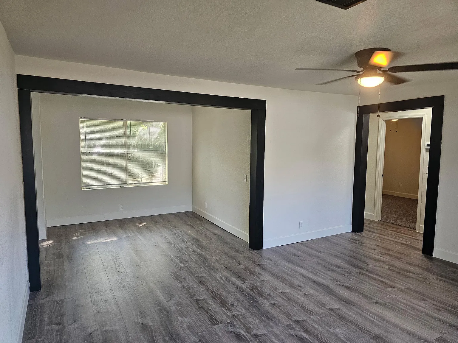 3 bed, 982 sqft, $1,195 — Photo 3