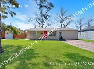 7209 Blue Jay Dr, Texas City, TX 77591