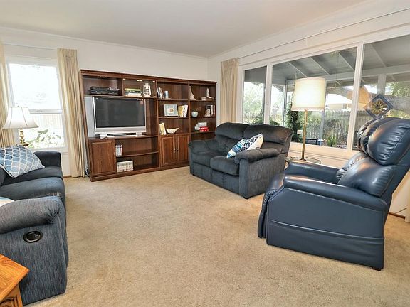 4th image of 10280 Los Palos Dr